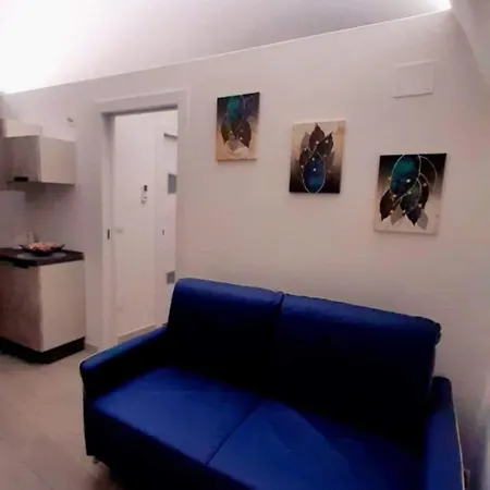 Casa Malu 15 Cin I T 0 7 1 0 3 3 B 4 0 0 0 8 8 3 3 2 *